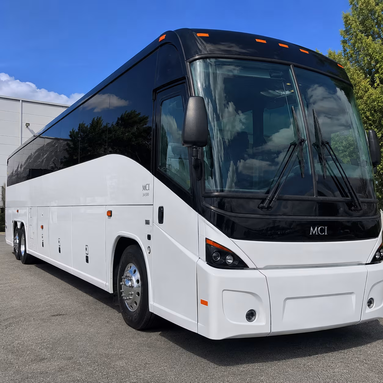 employee shuttles for nau northern arizona healthcare and flagstaff s federal campus