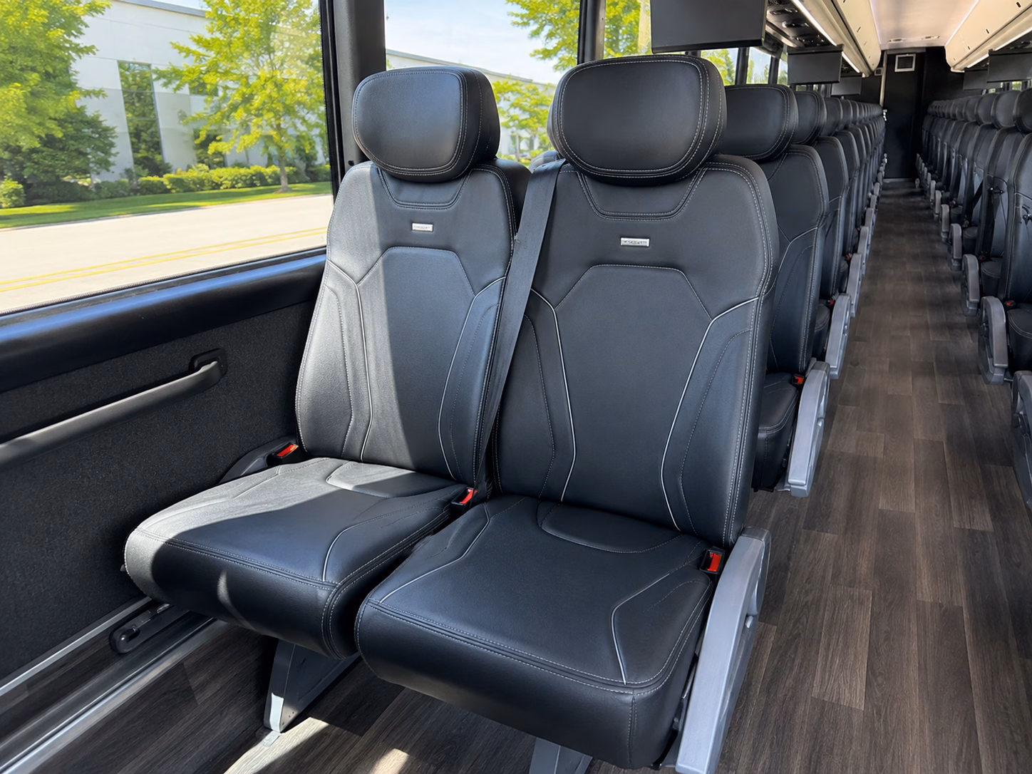 how the type of bus changes the price in flagstaff arizona